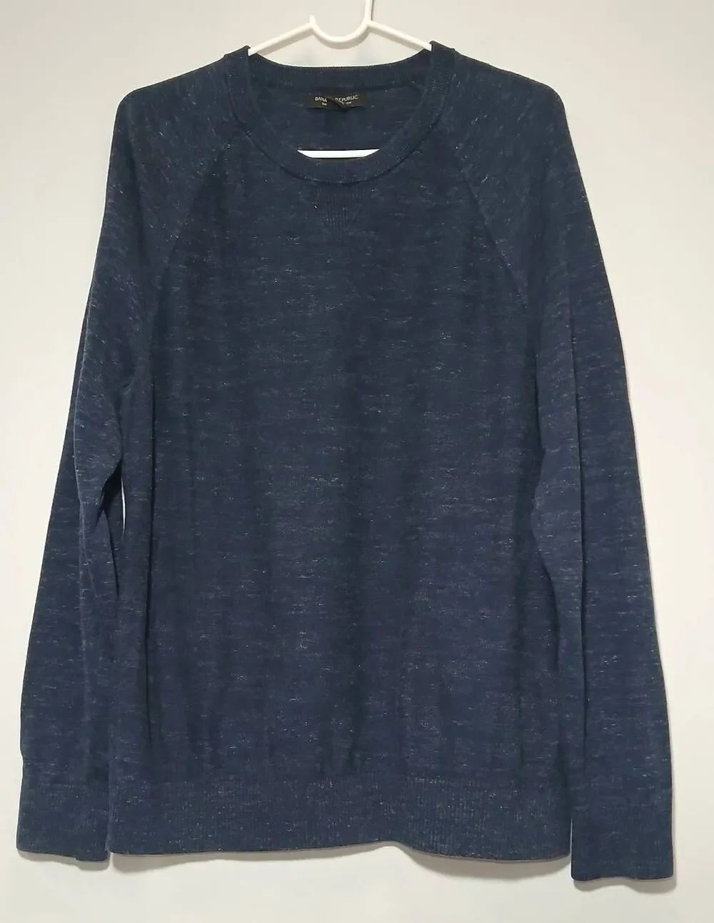 Banana republic mens large 100% organic cotton sweater blue crewneck classic